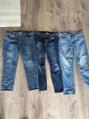 GAP bundle of four jeans size 27